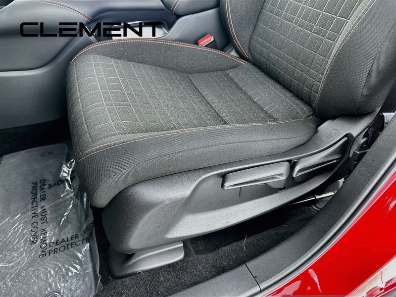 Honda HR-V Vehicle Full-screen Gallery Image 28