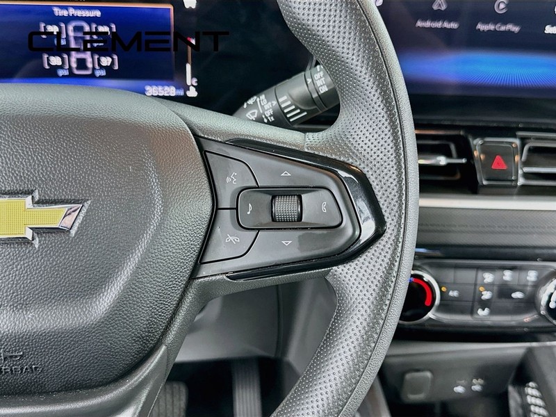 Chevrolet Trailblazer Vehicle Full-screen Gallery Image 17