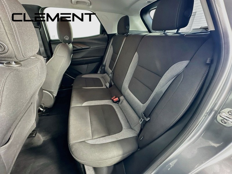 Chevrolet Trailblazer Vehicle Full-screen Gallery Image 30