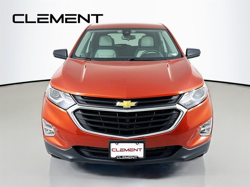 Chevrolet Equinox Vehicle Full-screen Gallery Image 3