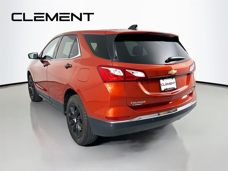 Chevrolet Equinox Vehicle Full-screen Gallery Image 10