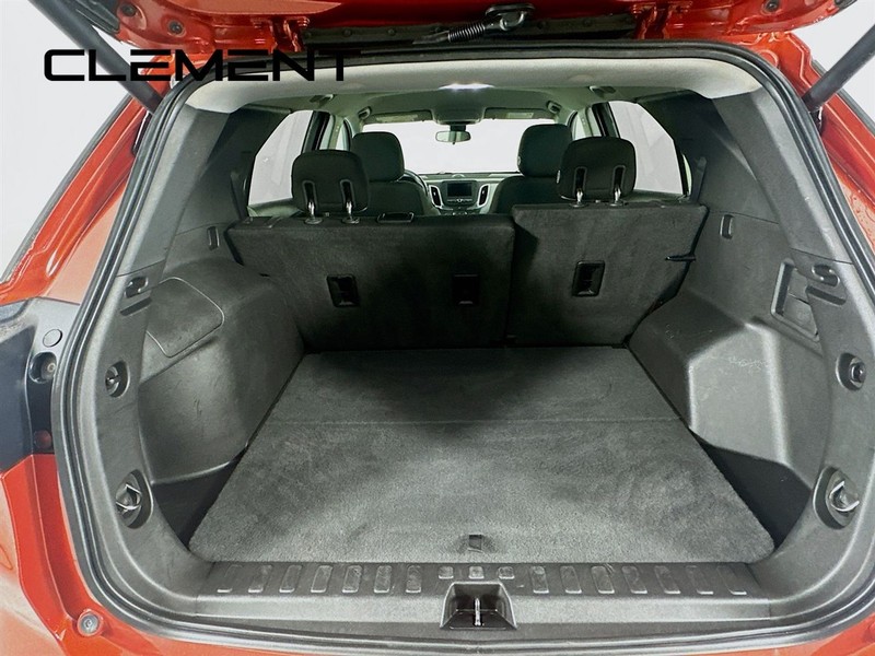 Chevrolet Equinox Vehicle Full-screen Gallery Image 11