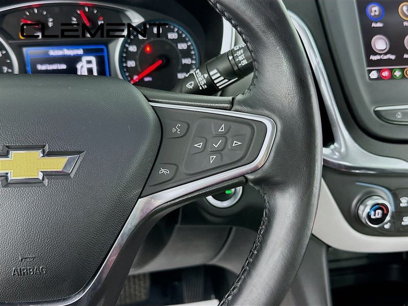 Chevrolet Equinox Vehicle Full-screen Gallery Image 17