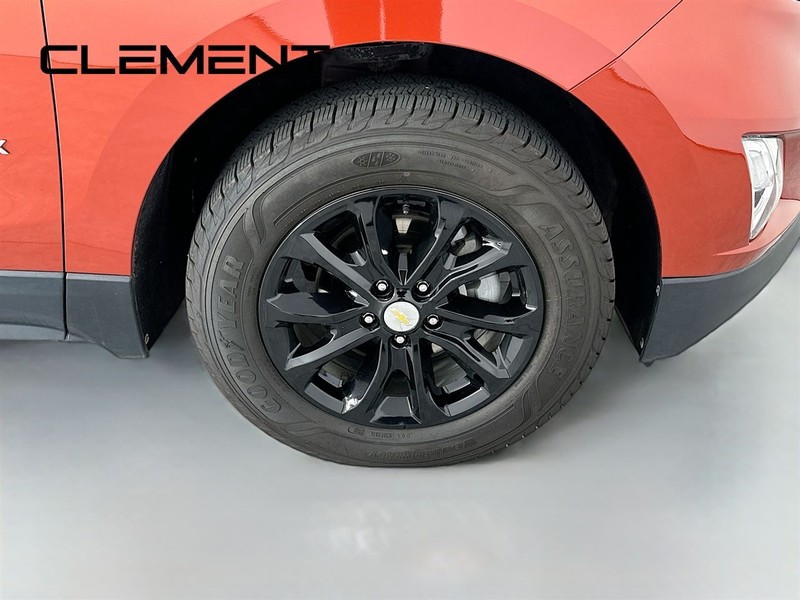 Chevrolet Equinox Vehicle Full-screen Gallery Image 35