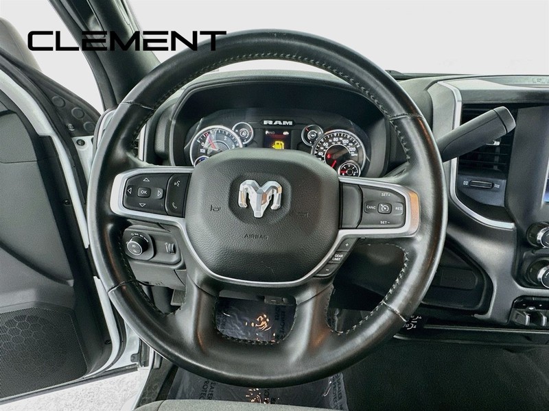 Ram 3500 Vehicle Image 15