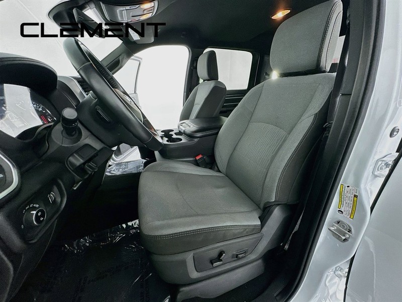 Ram 3500 Vehicle Image 28