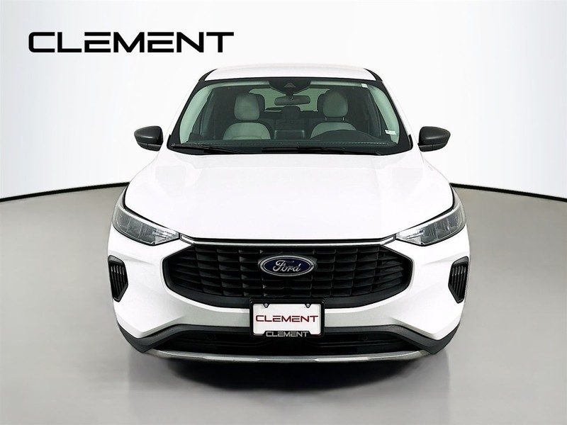 Ford Escape Vehicle Image 03