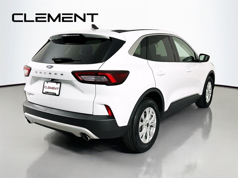 Ford Escape Vehicle Image 07