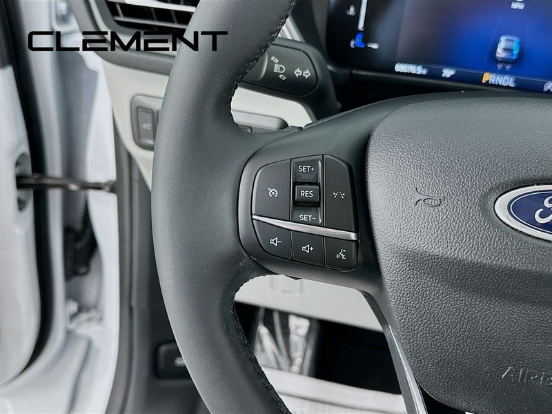 Ford Escape Vehicle Image 16