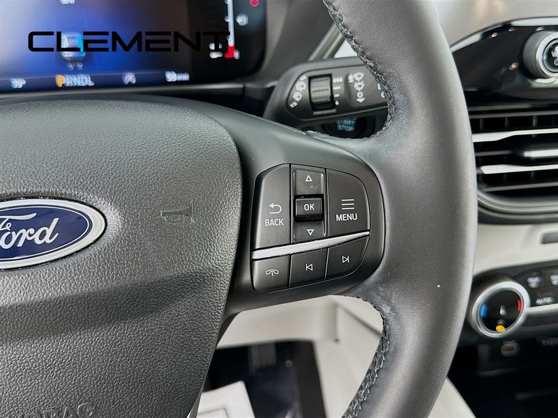 Ford Escape Vehicle Image 17