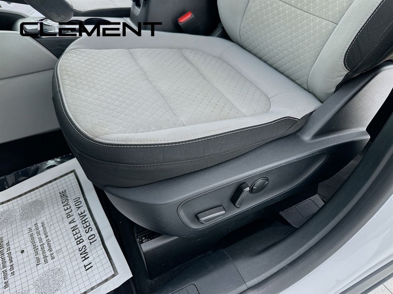 Ford Escape Vehicle Image 27