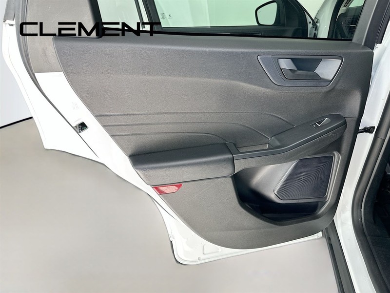 Ford Escape Vehicle Image 29
