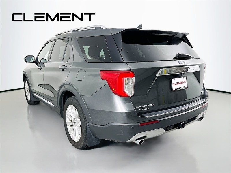 Ford Explorer Vehicle Image 10