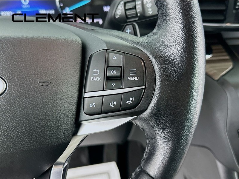 Ford Explorer Vehicle Image 17