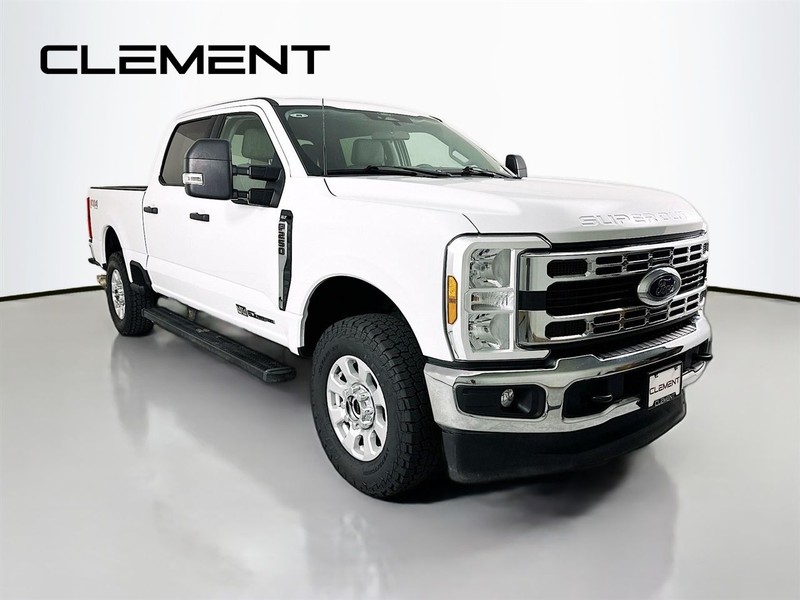 Ford Super Duty F-250 SRW Vehicle Image 05