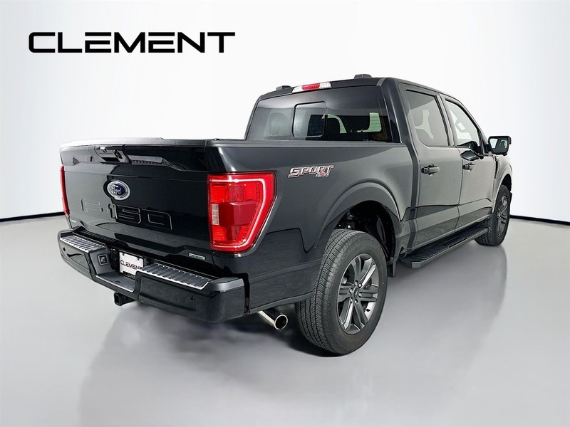 Ford F-150 Vehicle Full-screen Gallery Image 7