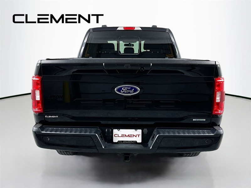 Ford F-150 Vehicle Full-screen Gallery Image 8
