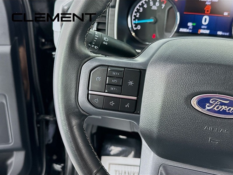 Ford F-150 Vehicle Full-screen Gallery Image 16