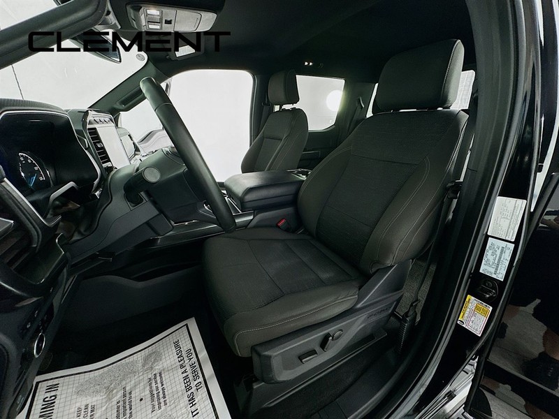 Ford F-150 Vehicle Full-screen Gallery Image 29