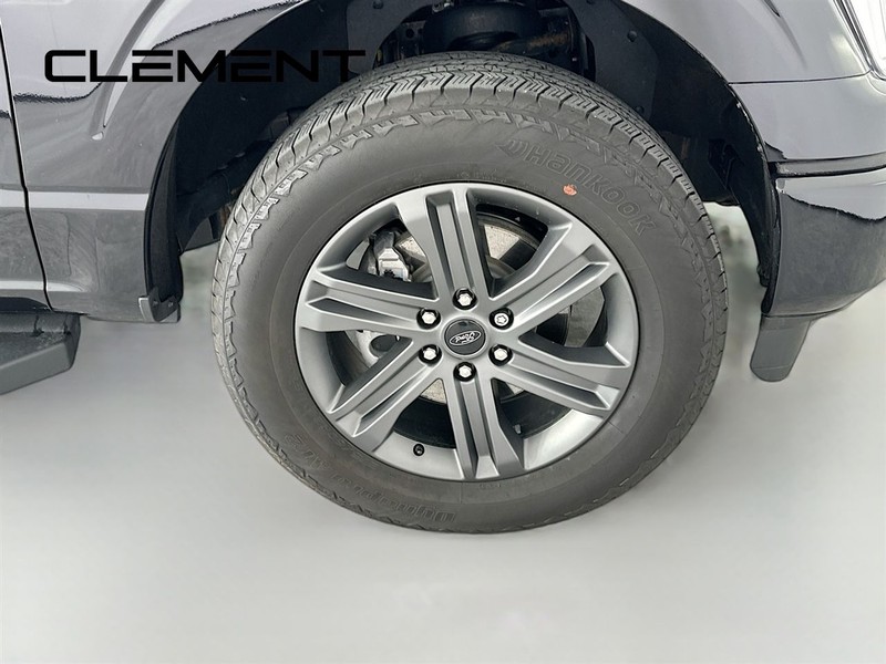 Ford F-150 Vehicle Full-screen Gallery Image 35