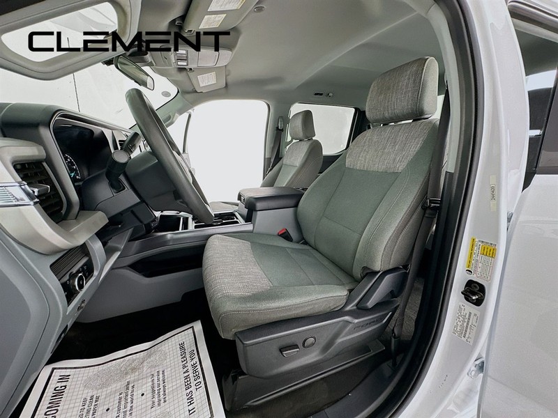 Ford Super Duty F-250 SRW Vehicle Image 27