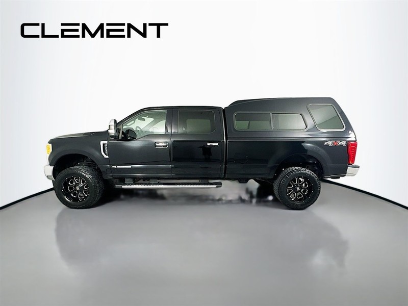 Ford Super Duty F-250 SRW Vehicle Image 06