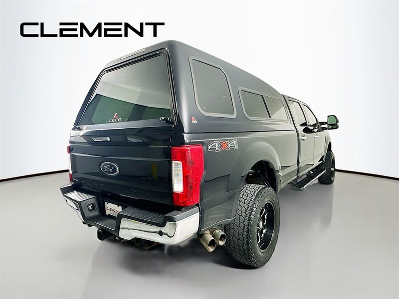 Ford Super Duty F-250 SRW Vehicle Image 07