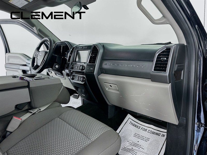 Ford Super Duty F-250 SRW Vehicle Image 33