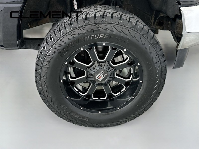 Ford Super Duty F-250 SRW Vehicle Image 35