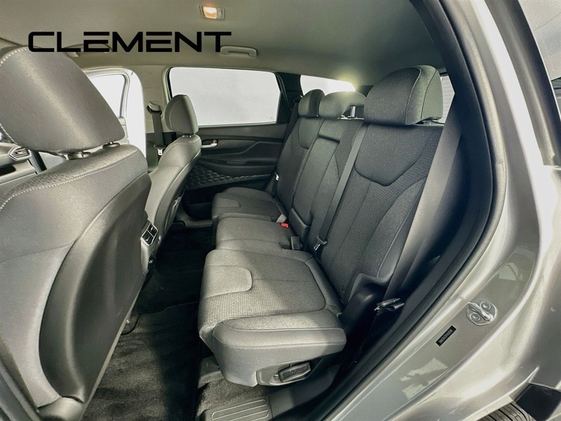 Hyundai Santa Fe Vehicle Image 30