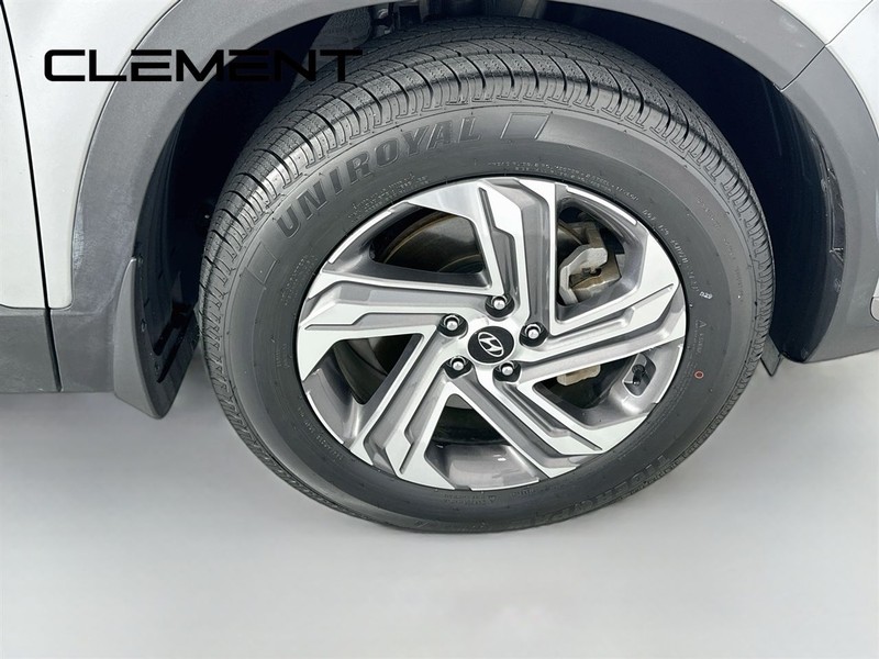 Hyundai Santa Fe Vehicle Image 34