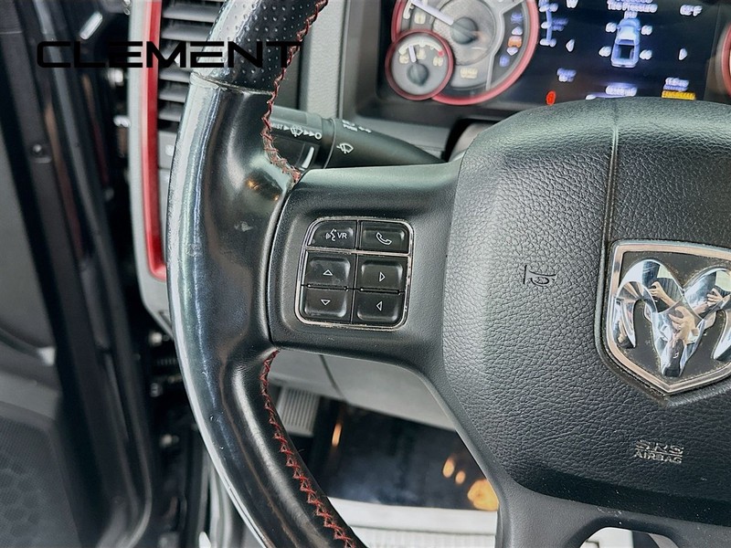 Ram 1500 Vehicle Full-screen Gallery Image 16