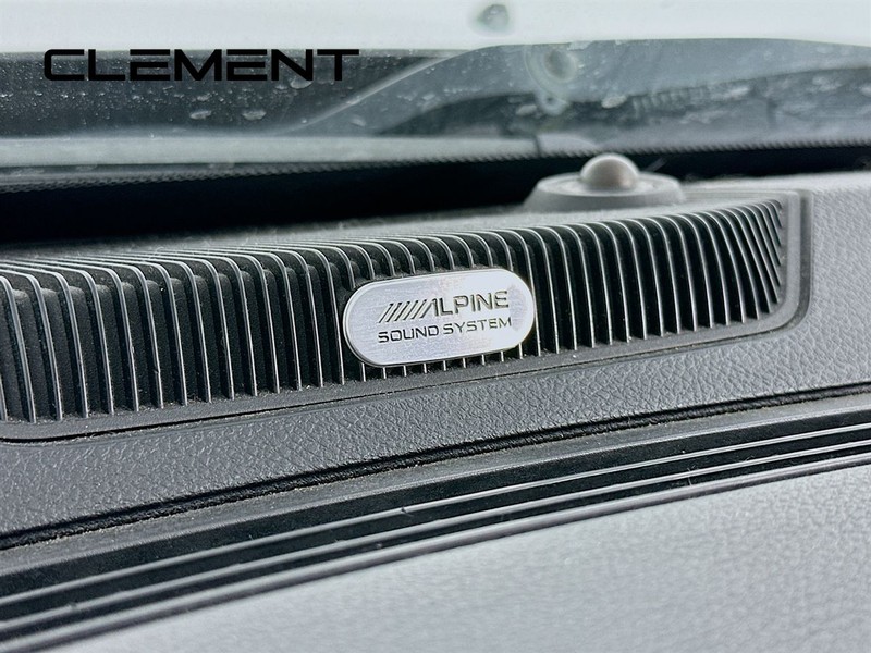Ram 1500 Vehicle Full-screen Gallery Image 27