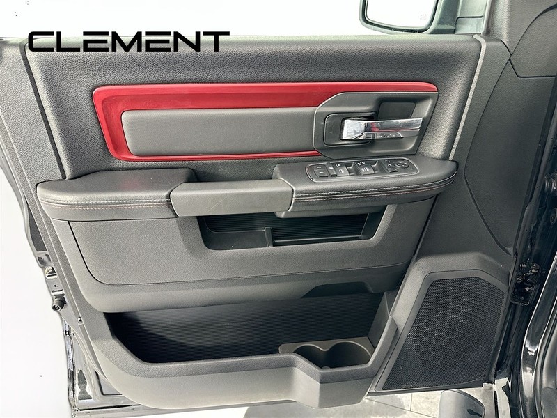 Ram 1500 Vehicle Full-screen Gallery Image 29