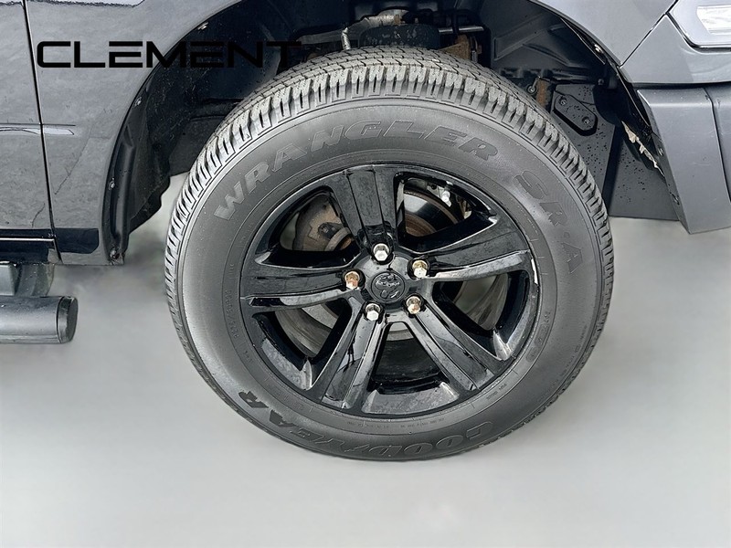 Ram 1500 Vehicle Full-screen Gallery Image 37