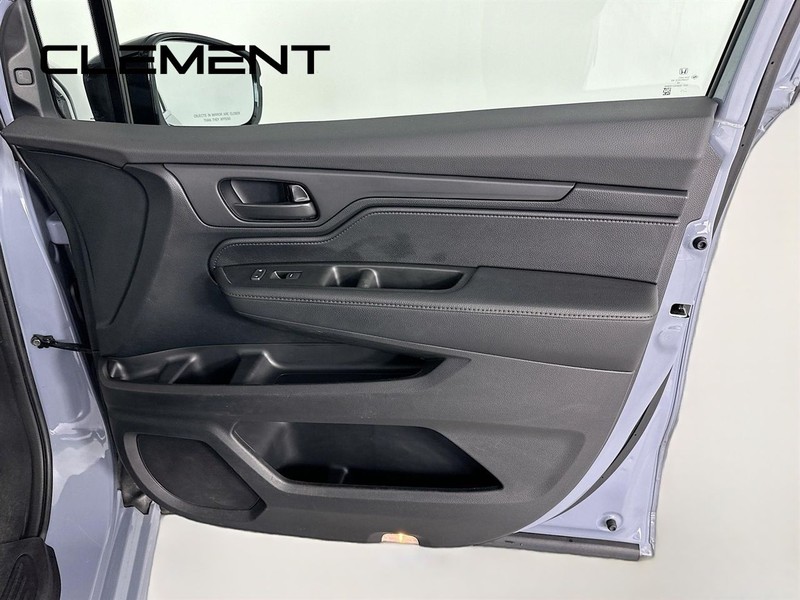 Honda Odyssey Vehicle Image 36