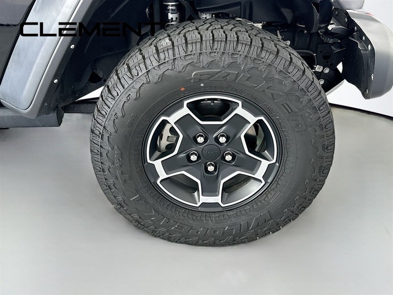 Jeep Gladiator Vehicle Image 35