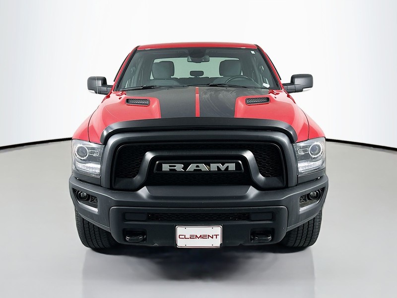 Ram 1500 Classic Vehicle Full-screen Gallery Image 2