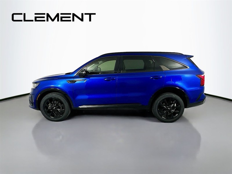 Kia Sorento Vehicle Full-screen Gallery Image 6