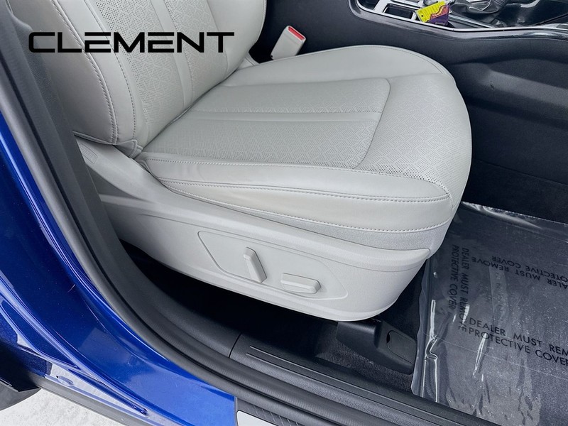 Kia Sorento Vehicle Full-screen Gallery Image 34