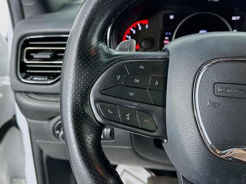 Dodge Durango Vehicle Full-screen Gallery Image 12