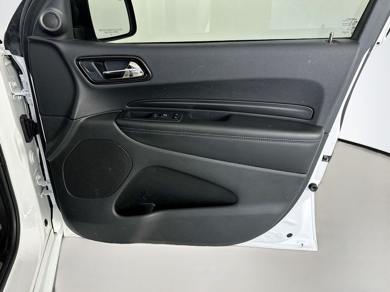 Dodge Durango Vehicle Full-screen Gallery Image 30