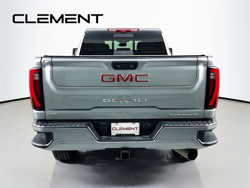 GMC Sierra 2500HD Vehicle Image 08