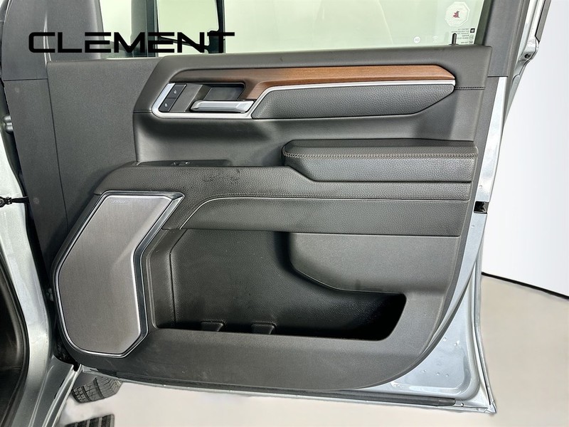 GMC Sierra 2500HD Vehicle Image 37
