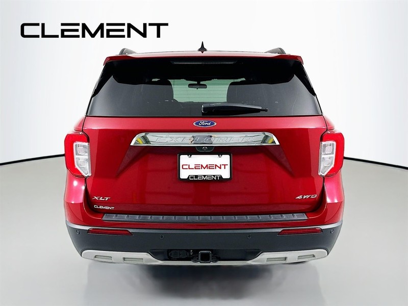 Ford Explorer Vehicle Image 08