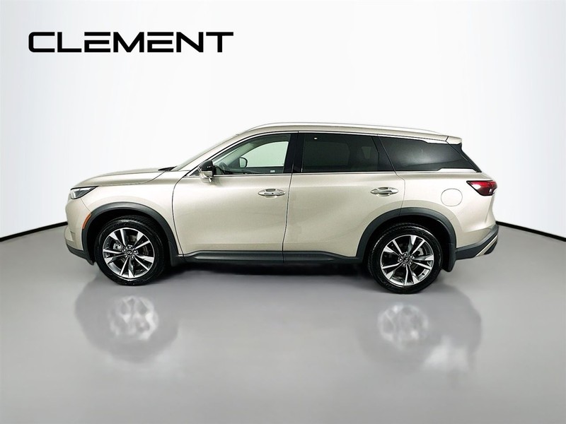 INFINITI QX60 Vehicle Image 06