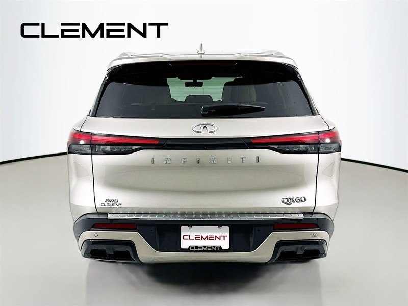 INFINITI QX60 Vehicle Image 08
