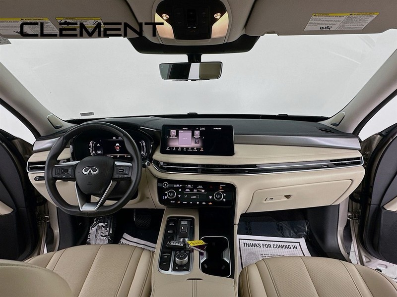 INFINITI QX60 Vehicle Image 12