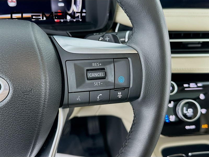 INFINITI QX60 Vehicle Image 17
