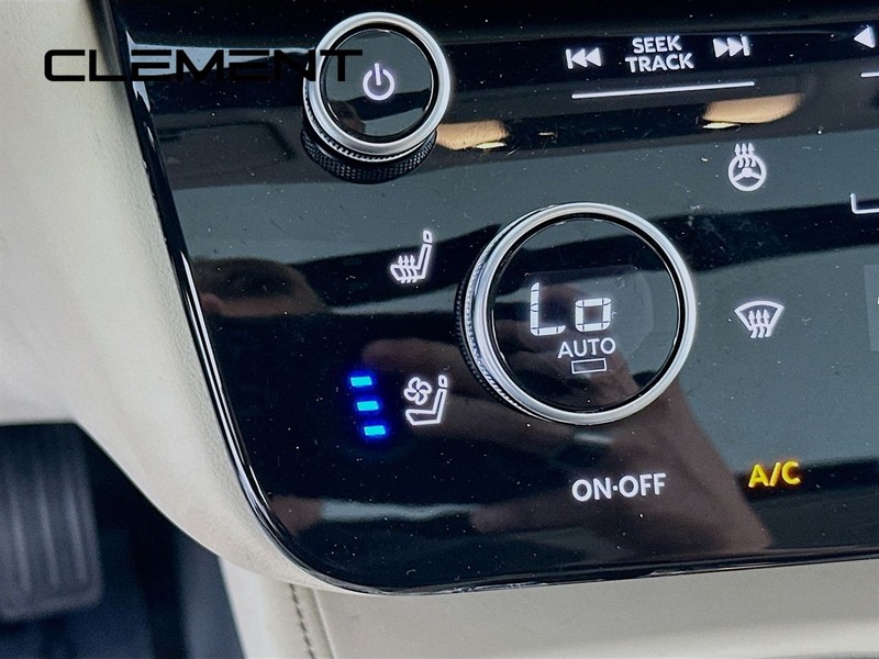 INFINITI QX60 Vehicle Image 23